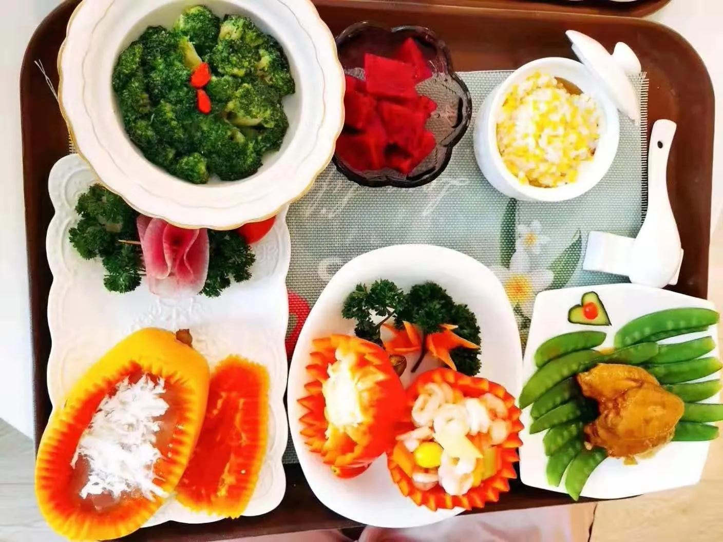 月子餐
