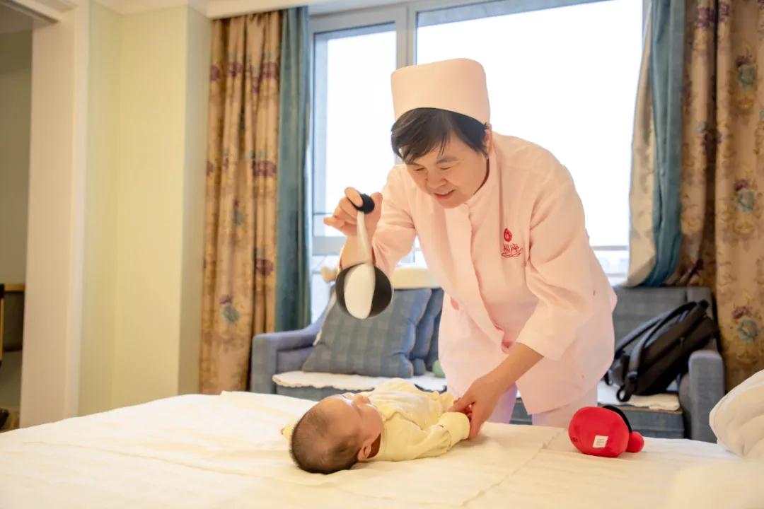 一胎媽媽:在福座坐月子太舒心,再續(xù)住1個月享受專業(yè)護理!